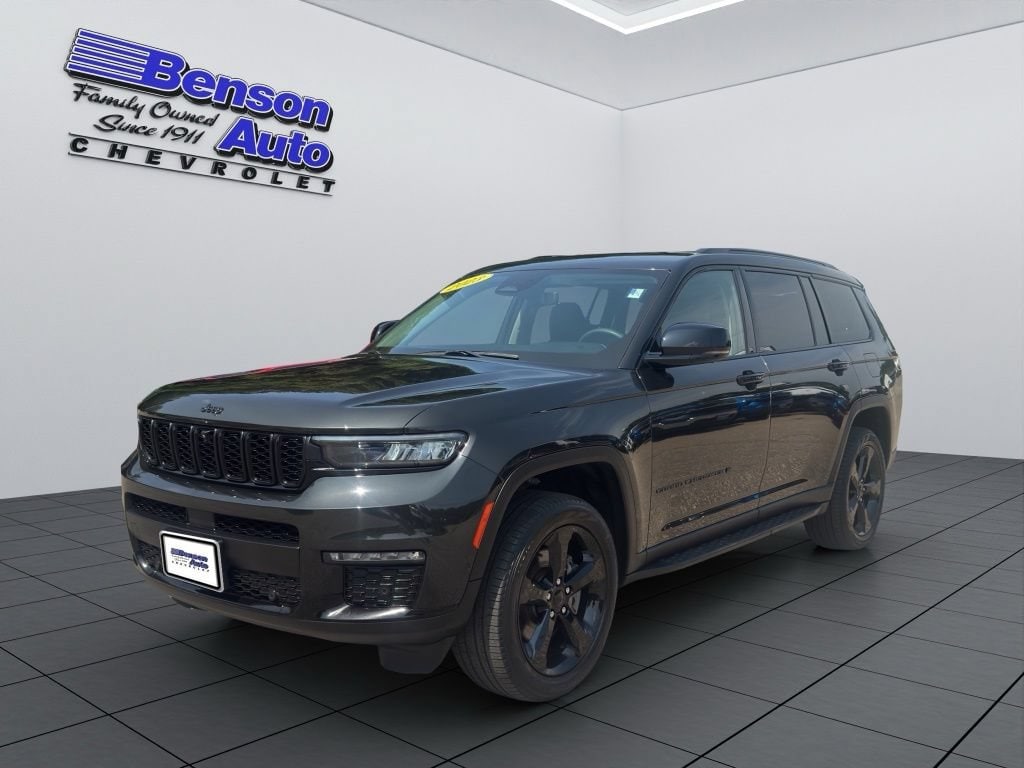 Used 2023 Jeep Grand Cherokee L Limited 4x4 SUV