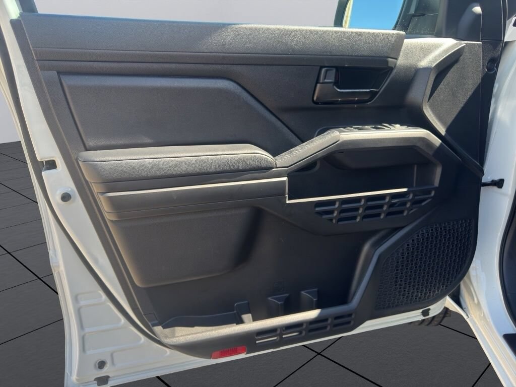 Used 2025 Toyota Tacoma SR Truck