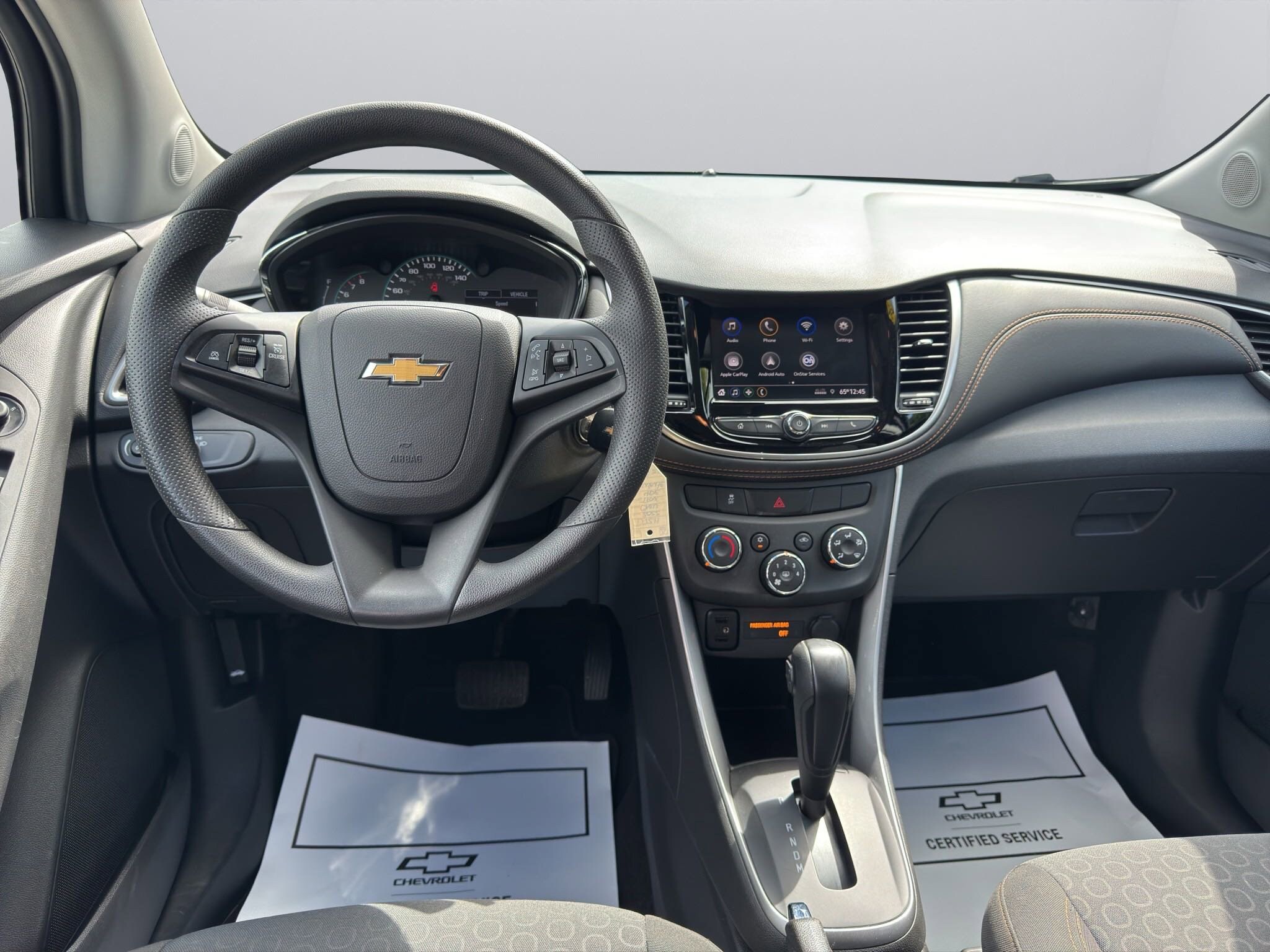 2022 Chevrolet Trax LS photo 4