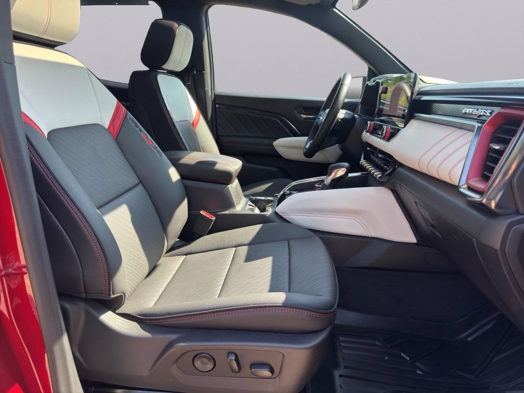 2024 GMC Canyon AT4X - Photo 11