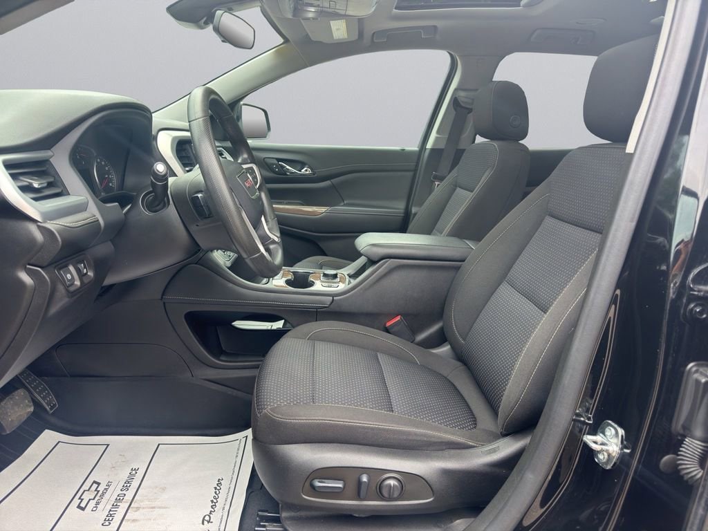 Used 2023 GMC Acadia SLE SUV