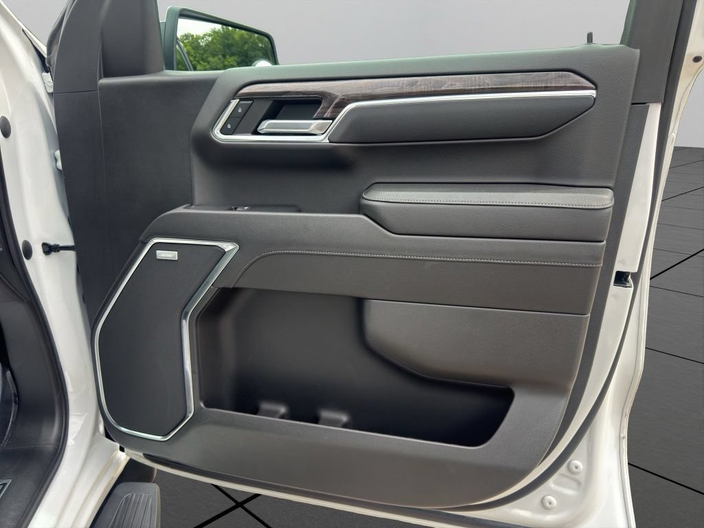 2023 Chevrolet Silverado 1500 LTZ - Photo 11