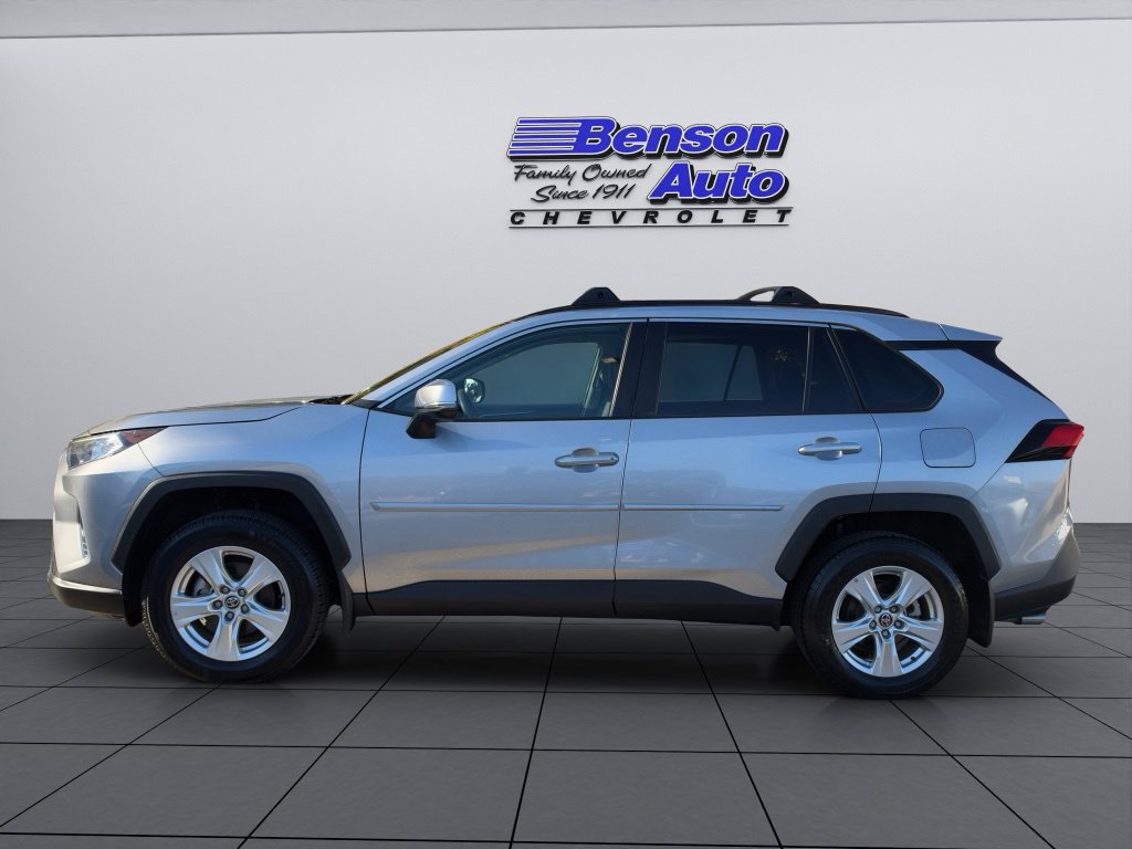 2021 Toyota RAV4 XLE - Photo 14