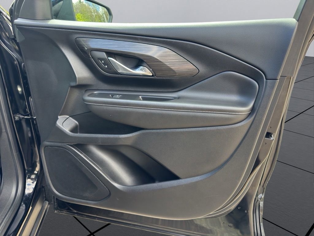 2023 GMC Terrain SLE - Photo 11