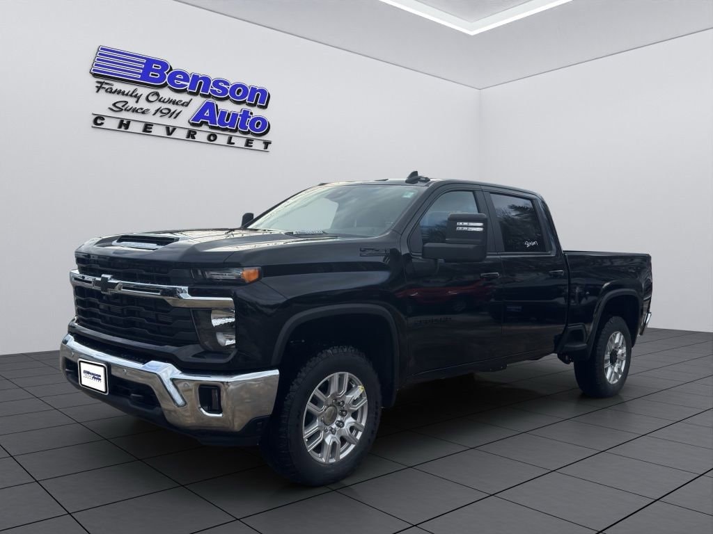 2026 Chevrolet Silverado HD LT's photo