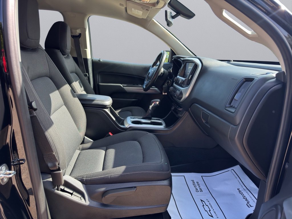 2022 Chevrolet Colorado LT - Photo 11