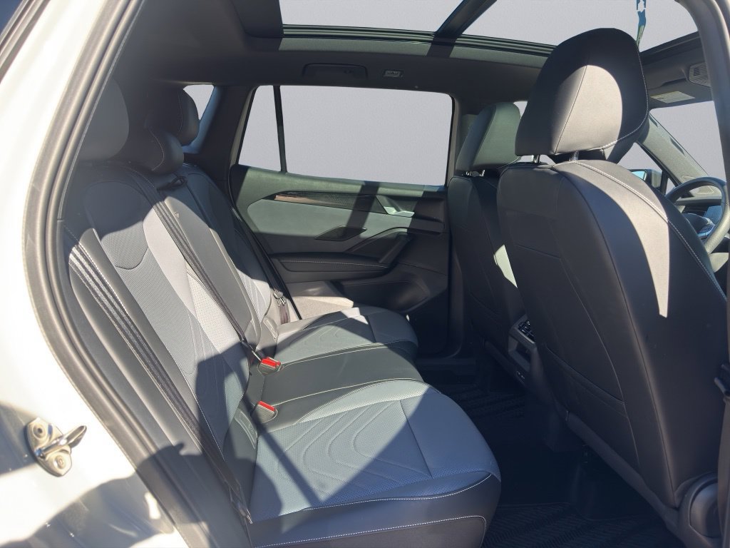 2026 Volkswagen Tiguan SE R-LINE BLACK - Photo 10