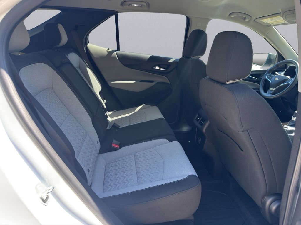 2022 Chevrolet Equinox LS - Photo 10