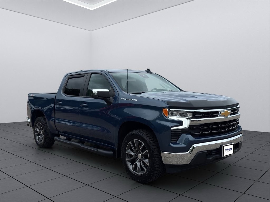 2024 Chevrolet Silverado 1500 LT - Photo 18