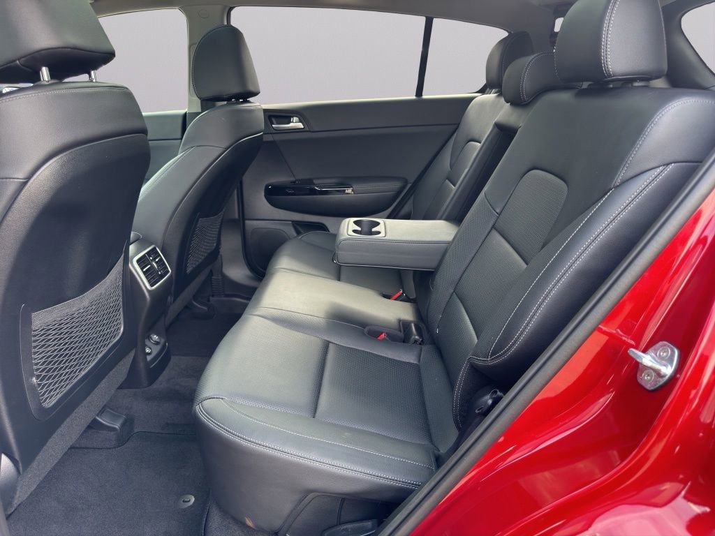 2022 Kia Sportage EX - Photo 8
