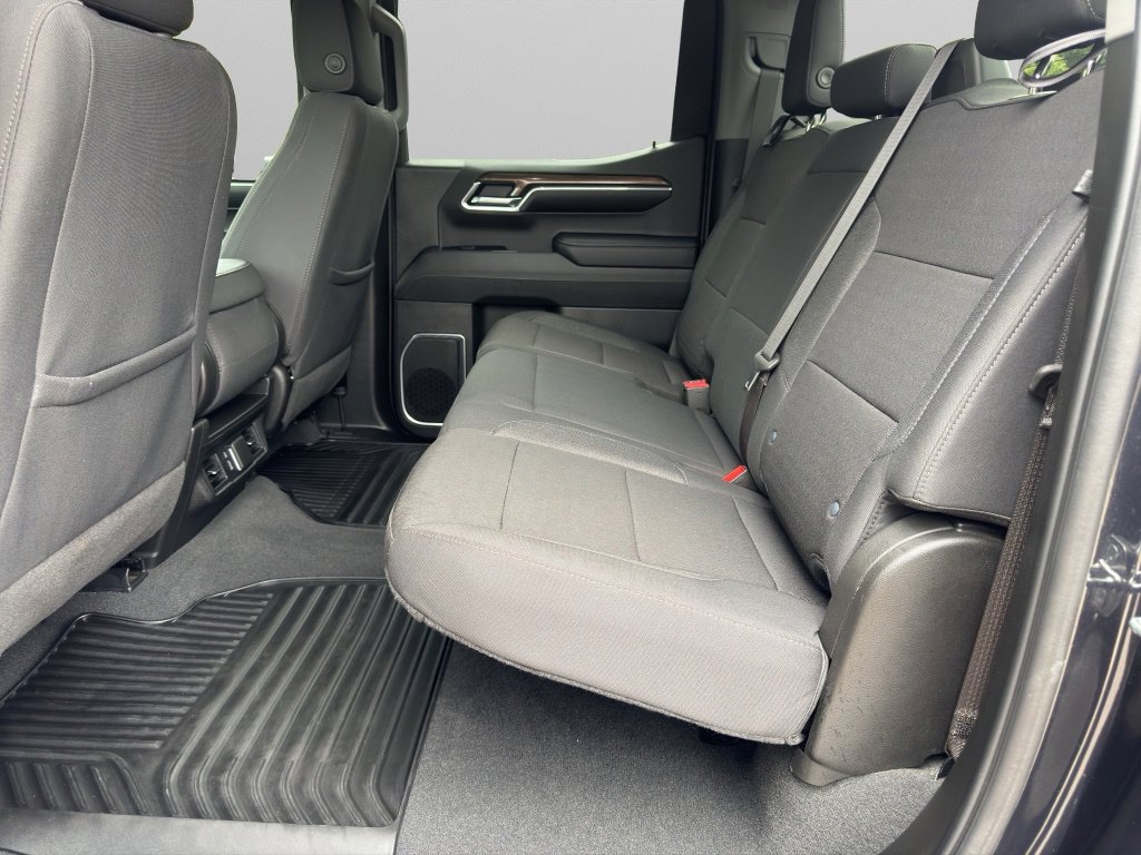 2024 Chevrolet Silverado 1500 LT - Photo 8