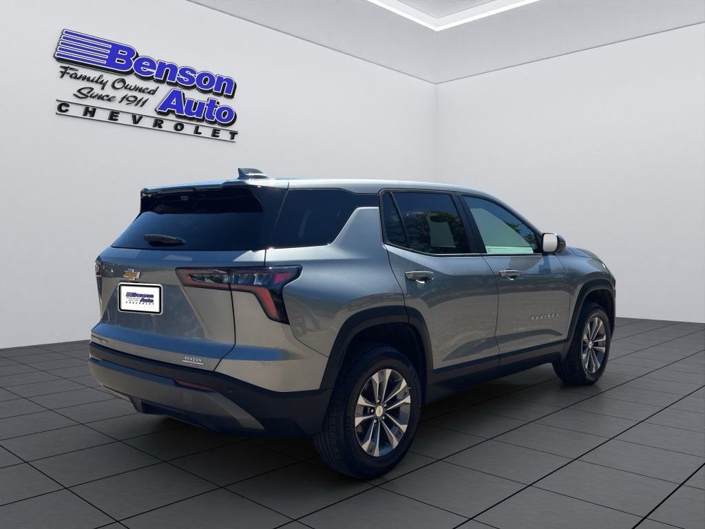 2025 Chevrolet Equinox LT - Photo 17