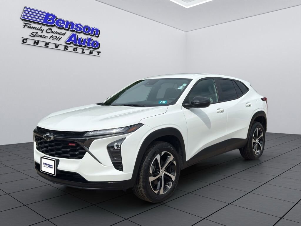 Used 2024 Chevrolet Trax 1RS SUV