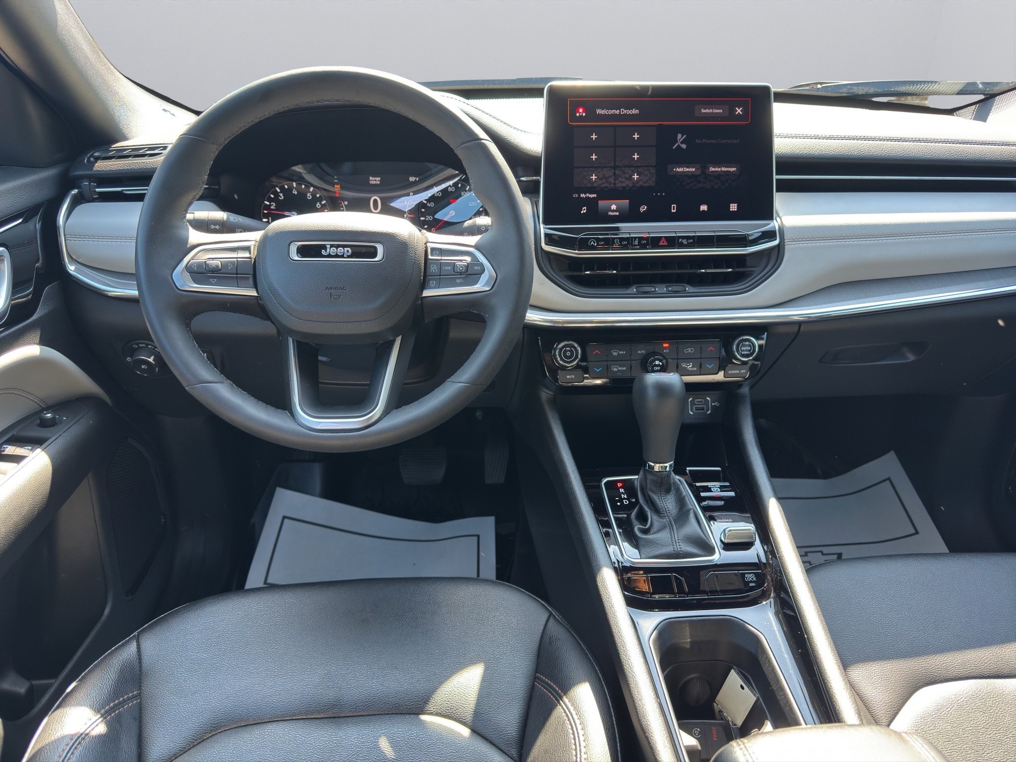 2023 Jeep Compass Limited photo 4