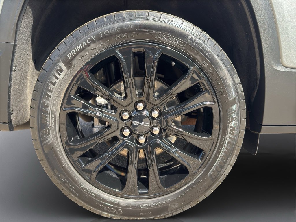 2023 GMC Acadia SLT - Photo 22