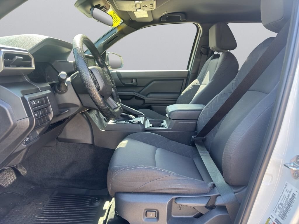 Used 2025 Toyota Tacoma SR Truck
