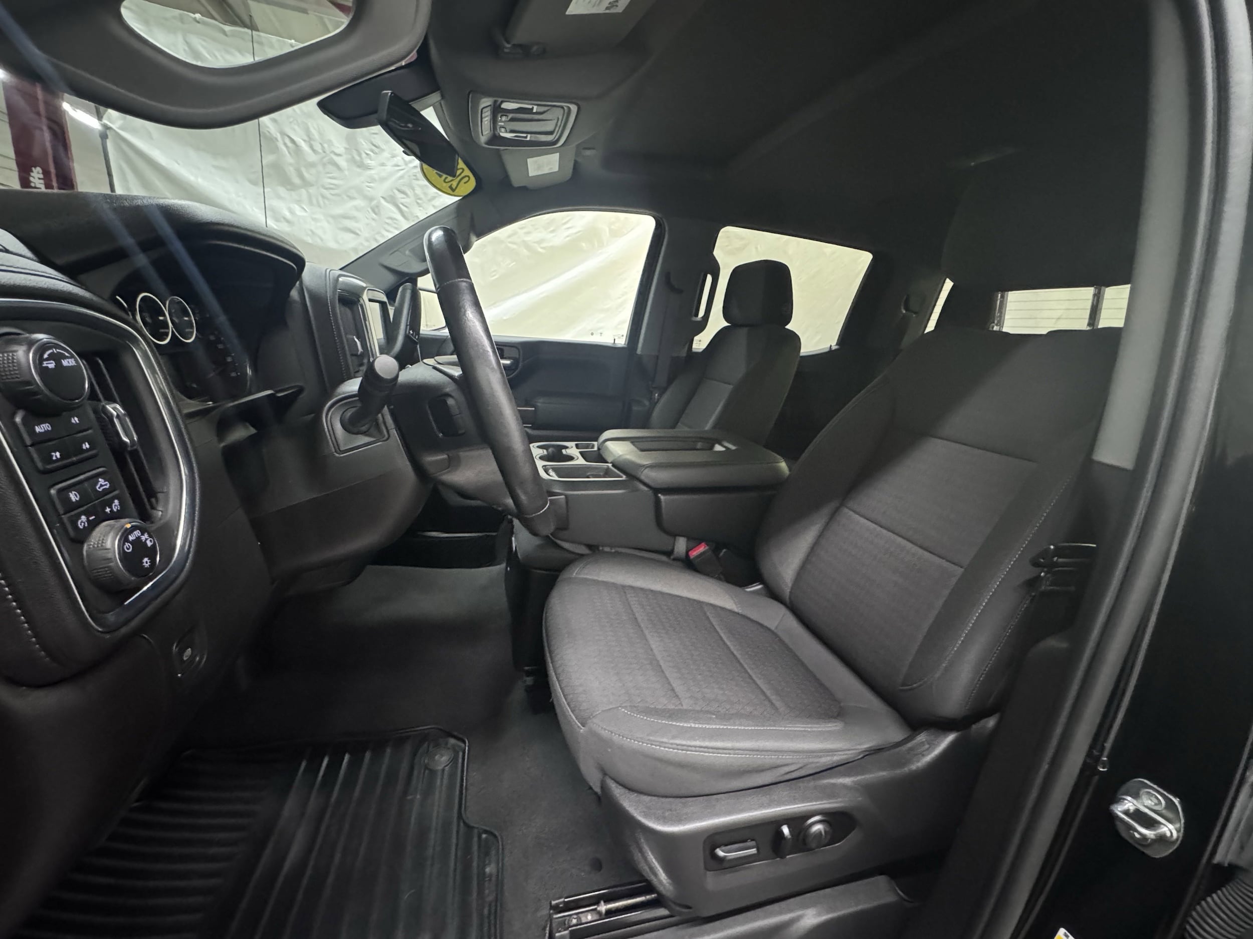 Used 2021 Chevrolet Silverado 1500 RST with VIN 1GCUYEED2MZ298006 for sale in Franklin, NH