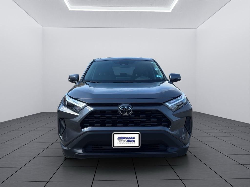 2023 Toyota RAV4 LE - Photo 13