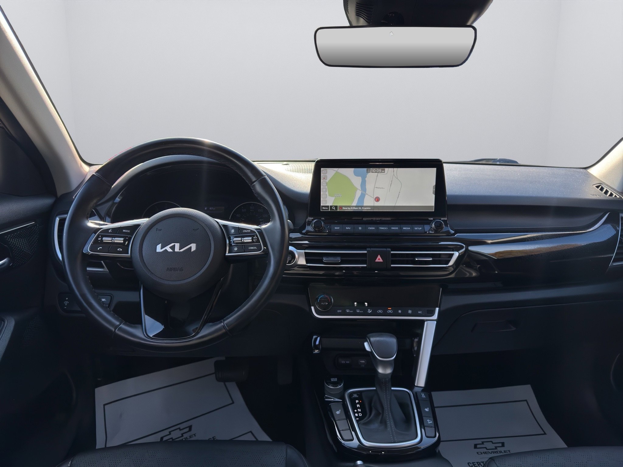 2023 Kia Seltos EX photo 3