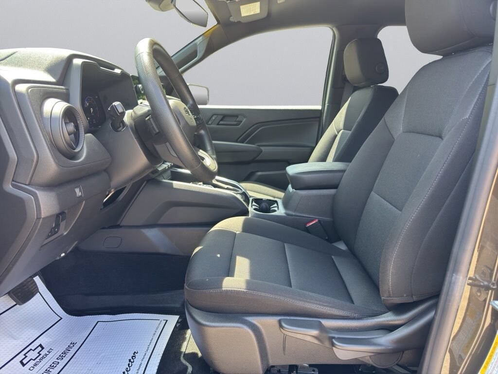 Used 2025 Chevrolet Colorado Trail Boss Truck