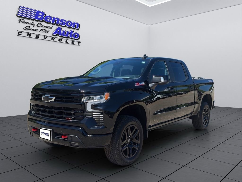2025 Chevrolet Silverado 1500 LT Trail Boss 4X4 Crew Cab Short Box's photo