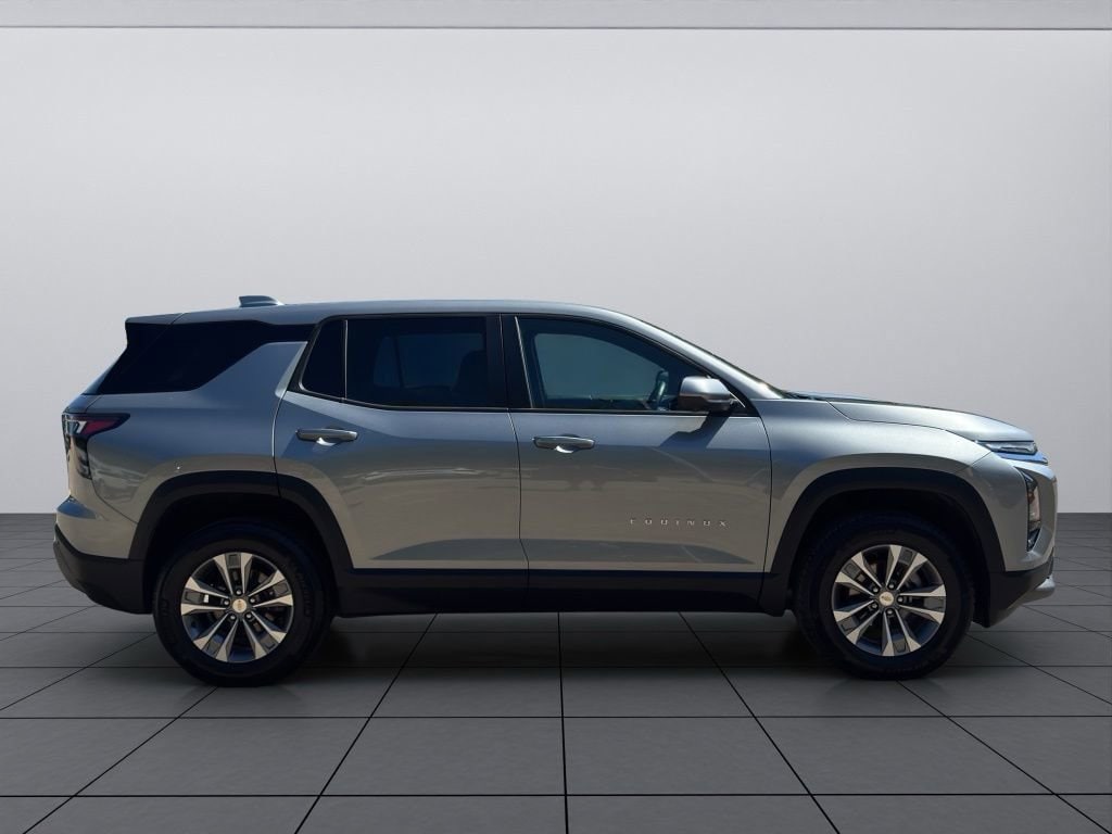 2025 Chevrolet Equinox LT - Photo 18