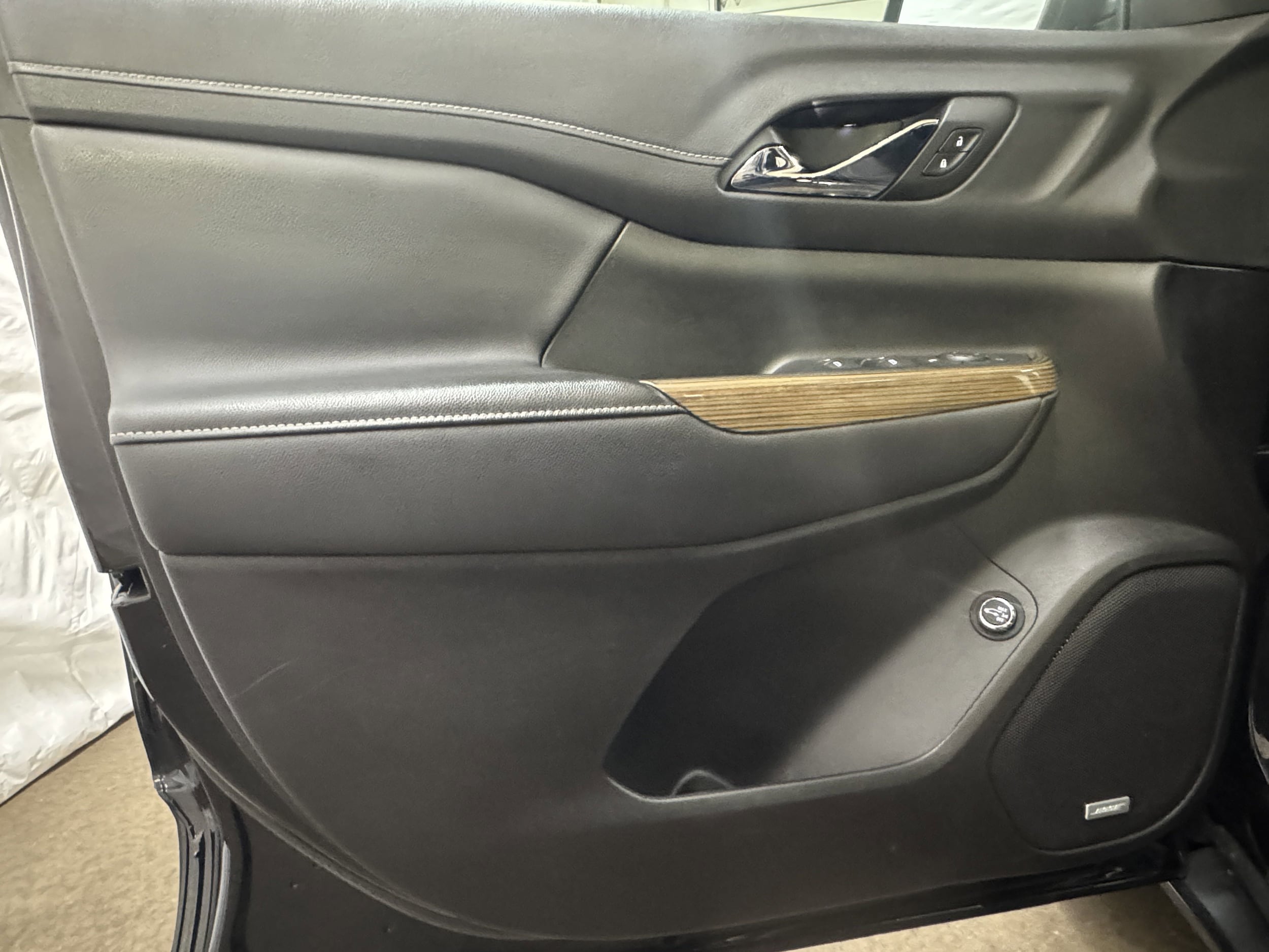 Used 2022 GMC Acadia SLE with VIN 1GKKNRL49NZ179594 for sale in Franklin, NH