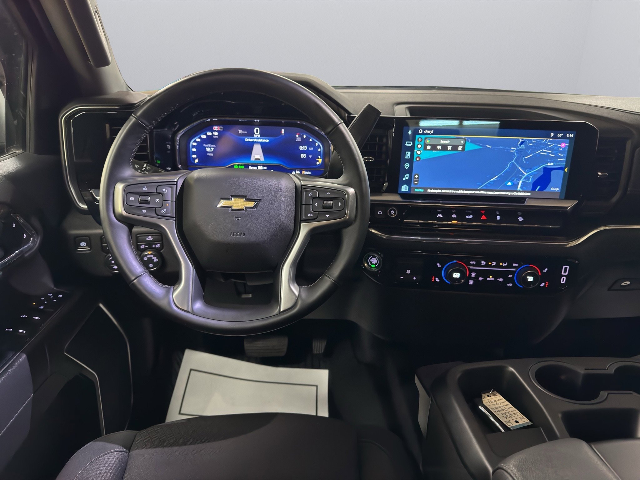 2024 Chevrolet Silverado 1500 LT photo 4