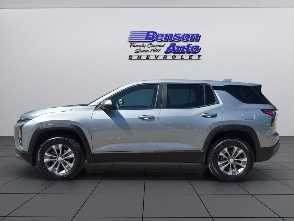 2025 Chevrolet Equinox LT - Photo 14