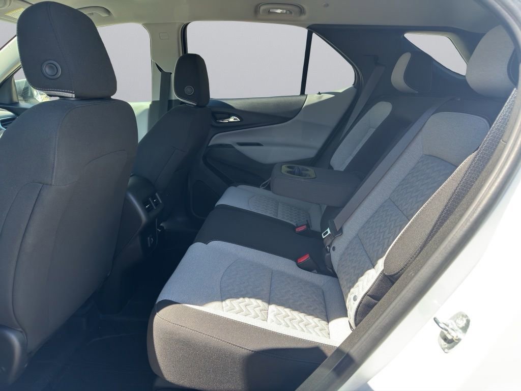 2022 Chevrolet Equinox LS - Photo 8