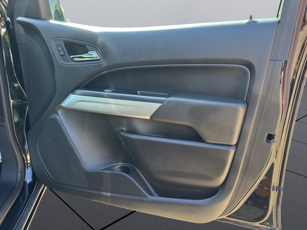 2022 Chevrolet Colorado LT - Photo 10