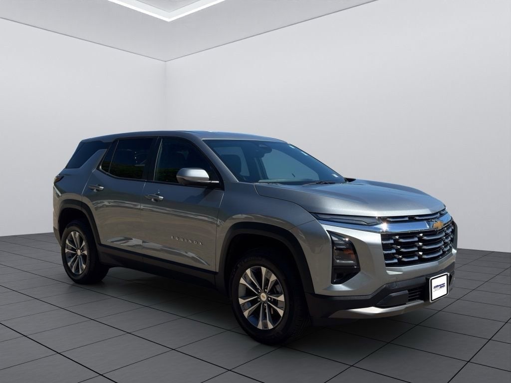 2025 Chevrolet Equinox LT - Photo 19