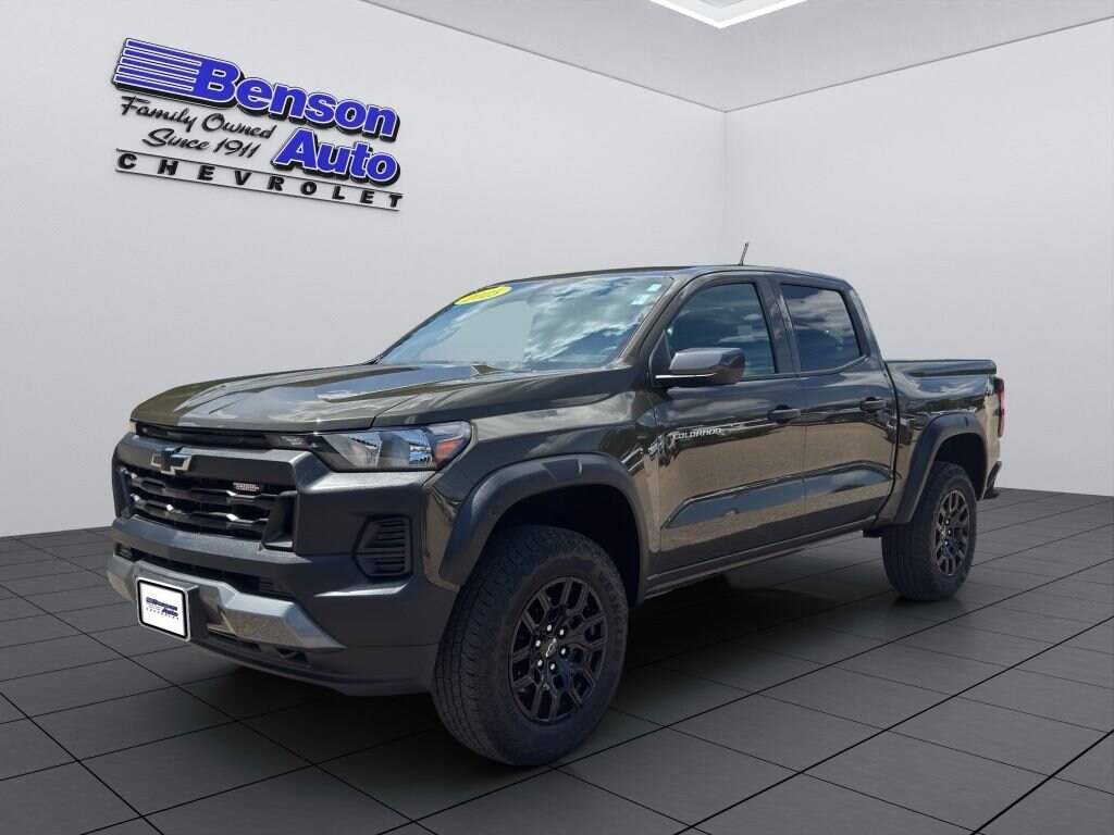 Used 2025 Chevrolet Colorado Trail Boss Truck