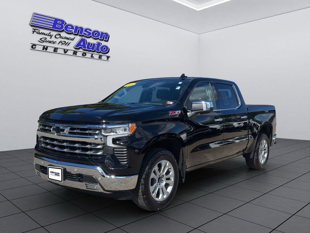 2023 Chevrolet Silverado 1500 LTZ's photo