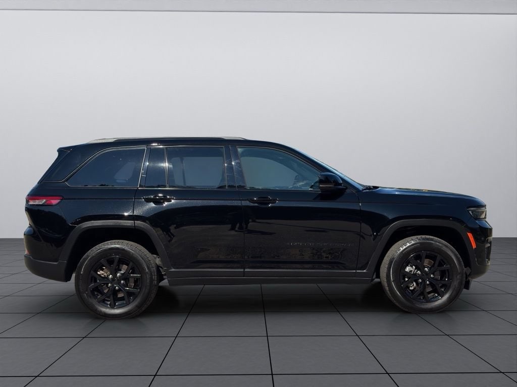 2024 Jeep Grand Cherokee Altitude - Photo 19