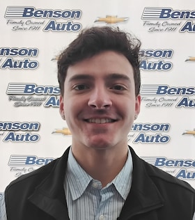 Staff member Derek Desousa from ID_52e520e5caf4