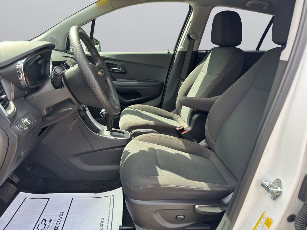 Used 2022 Chevrolet Trax LS SUV