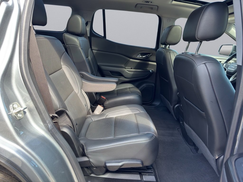 2023 GMC Acadia SLT - Photo 11