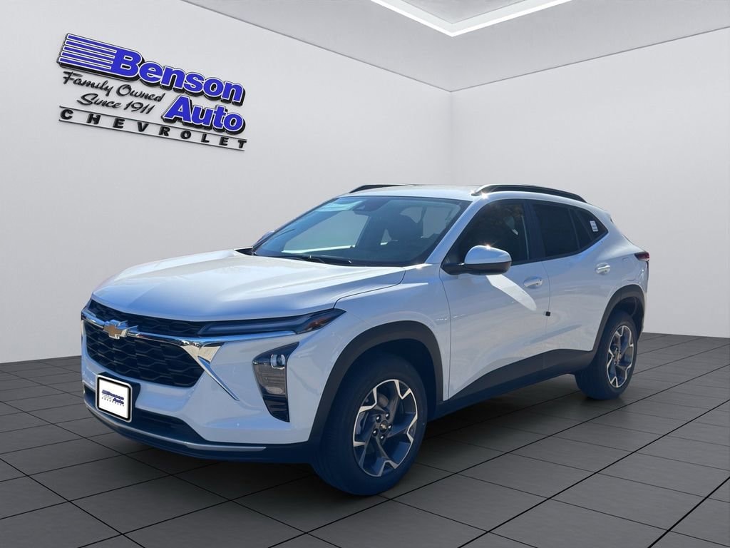 New 2026 Chevrolet Trax LT SUV