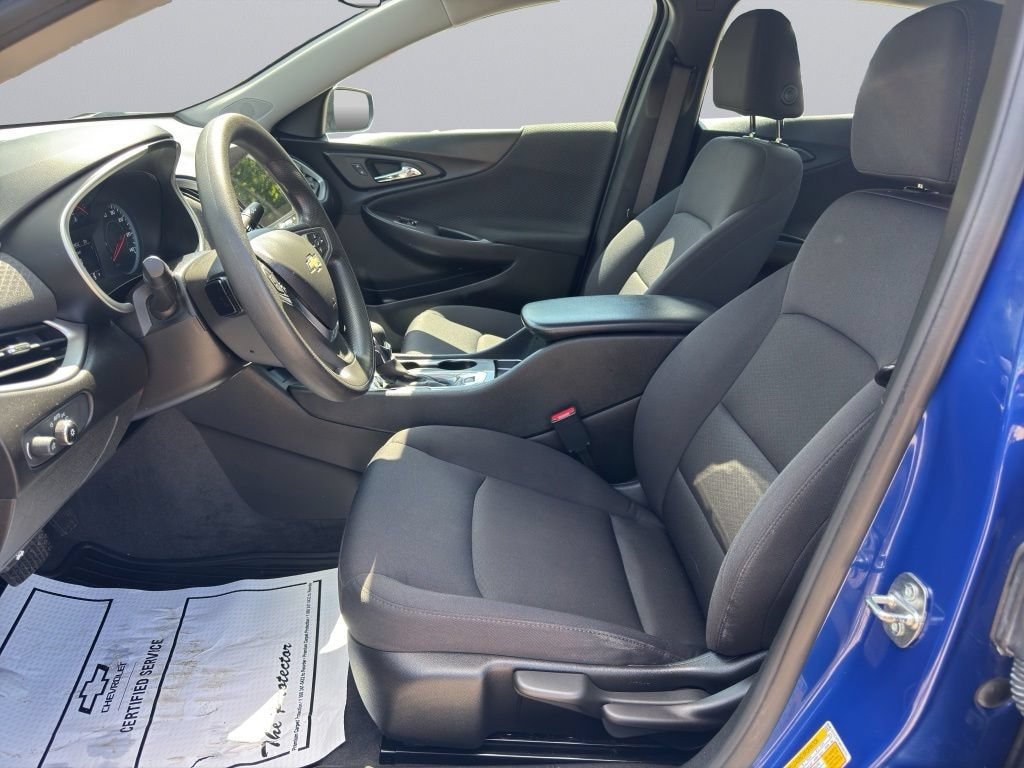 Used 2023 Chevrolet Malibu FL Car