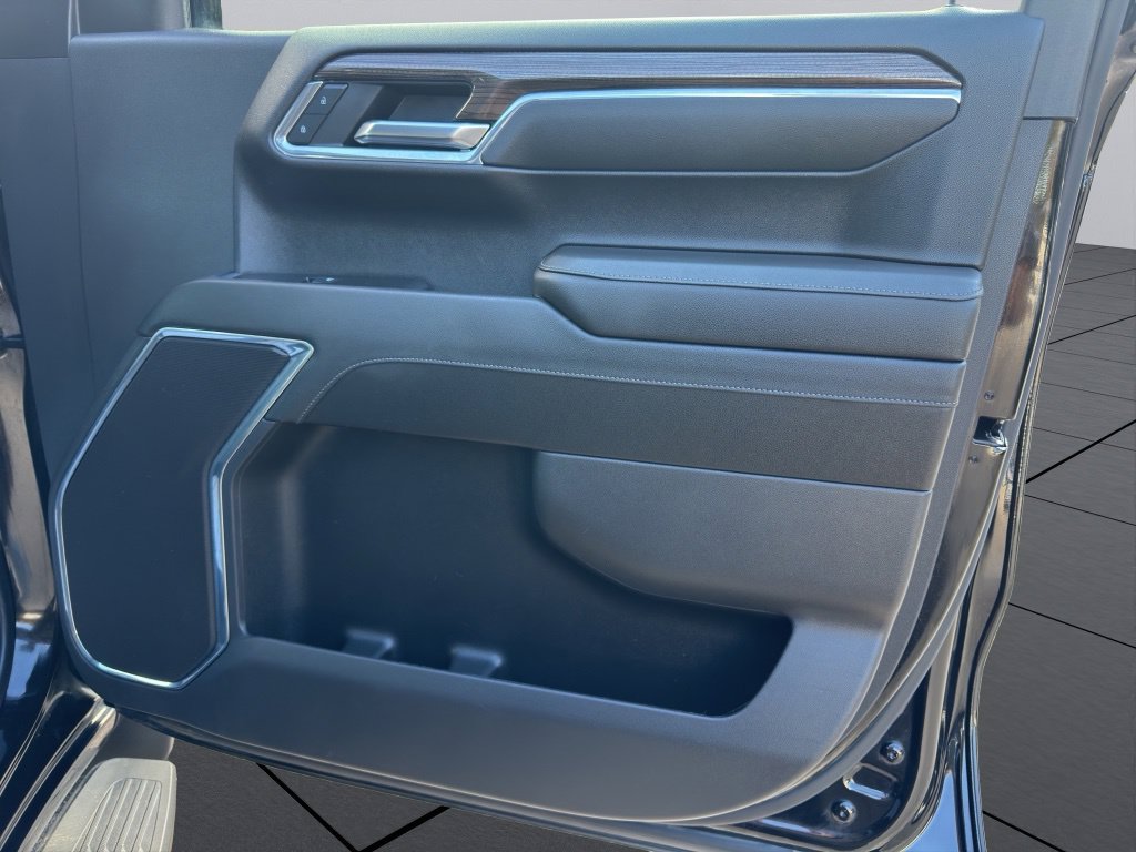 2024 Chevrolet Silverado 1500 LT - Photo 10