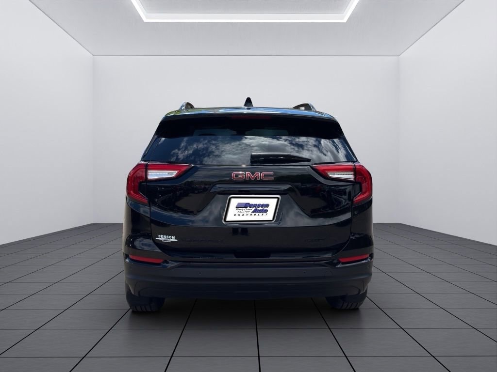 2023 GMC Terrain SLE - Photo 17