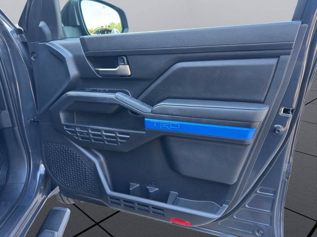 2025 Toyota Tacoma TRD Sport - Photo 10