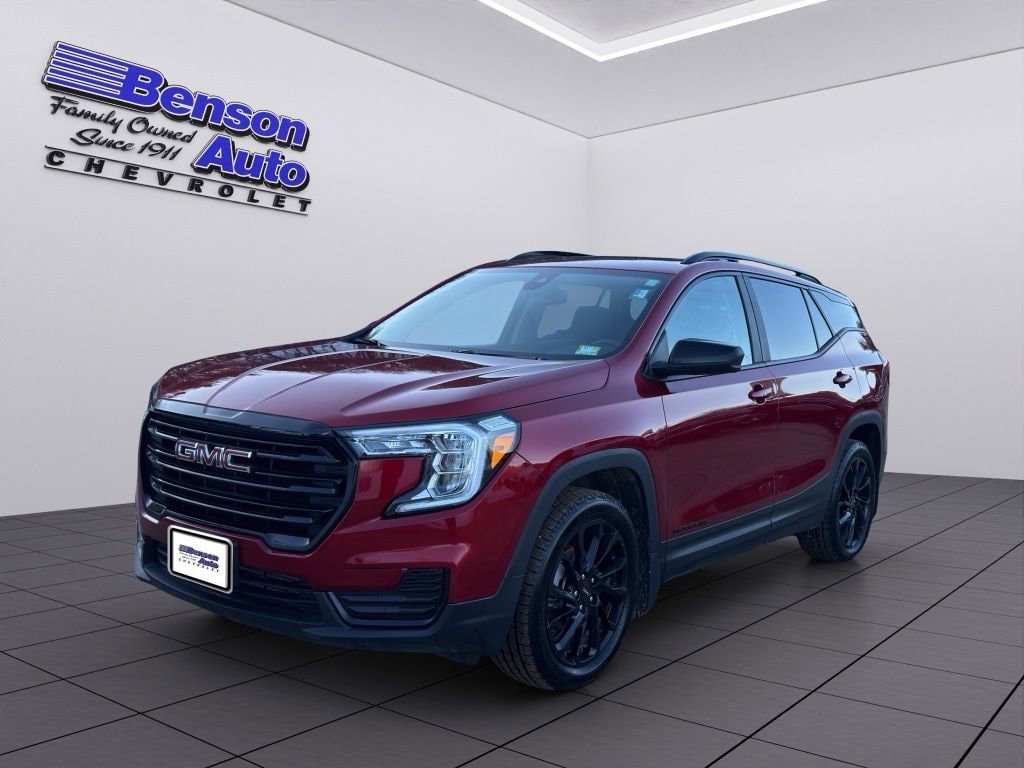 Used 2023 GMC Terrain SLE SUV
