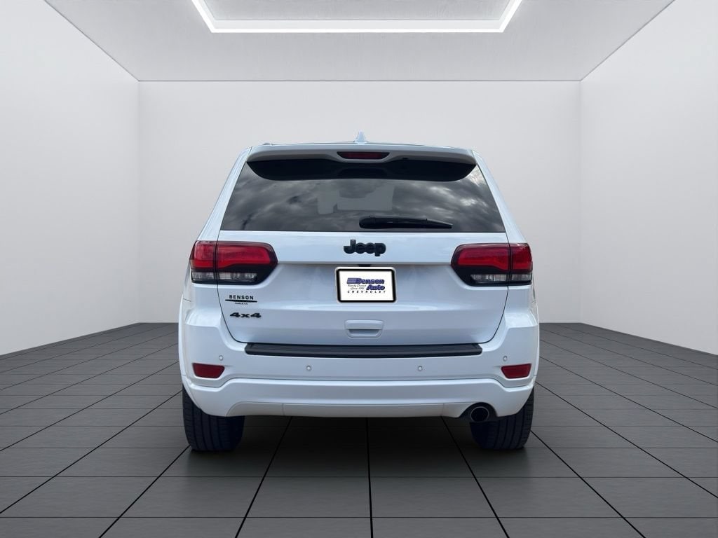 2020 Jeep Grand Cherokee Altitude - Photo 17
