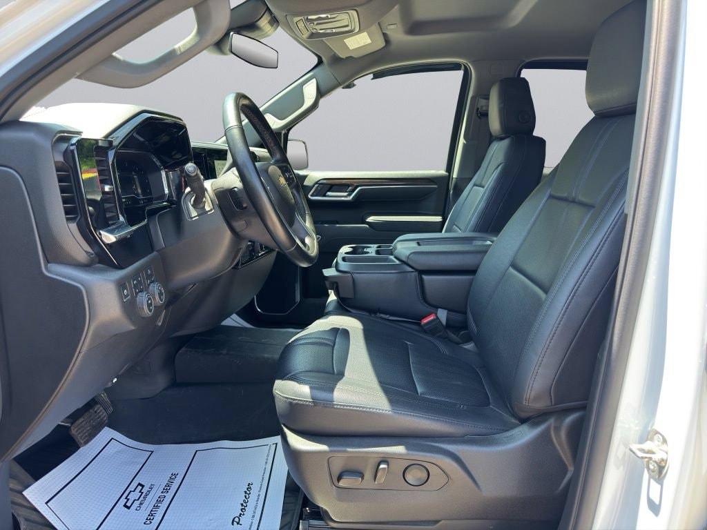 Used 2025 Chevrolet Silverado 1500 LT Truck Crew Cab