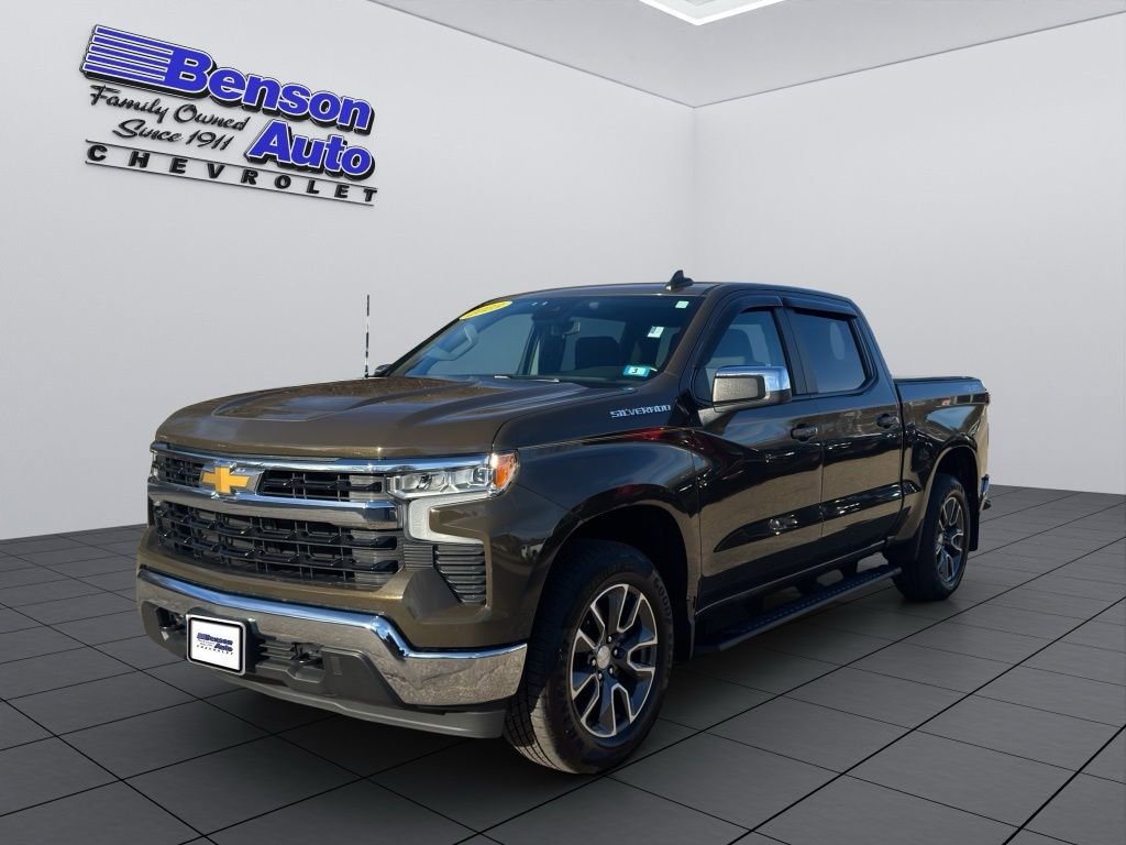 2023 Chevrolet Silverado 1500 LT's photo
