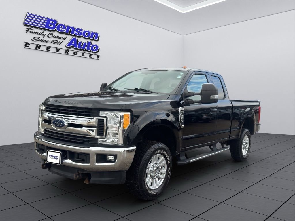 2017 Ford F-250 Super Duty XLT