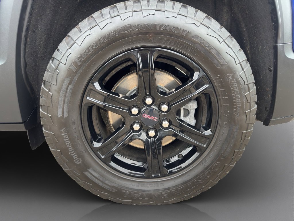2023 GMC Acadia AT4 - Photo 8