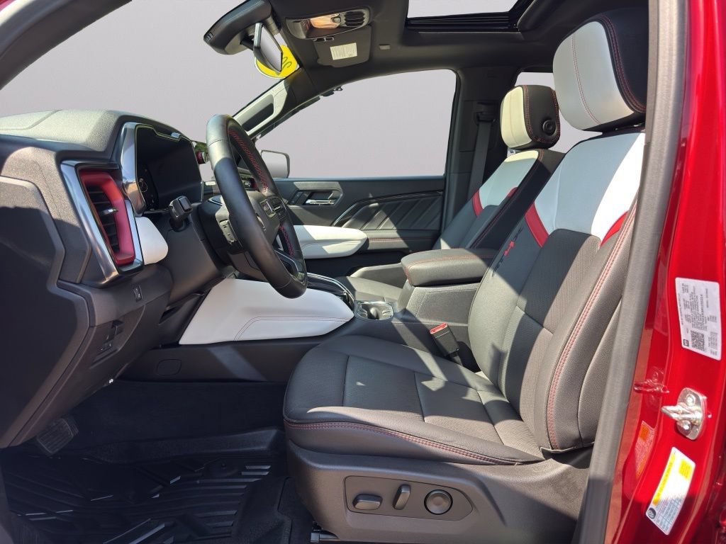 2024 GMC Canyon AT4X - Photo 3